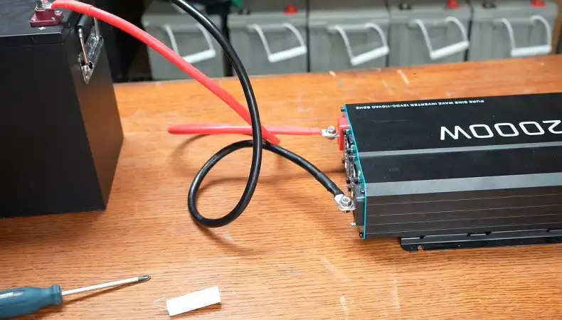 How To Avoid Spark On When Connecting Inverter To Batteries